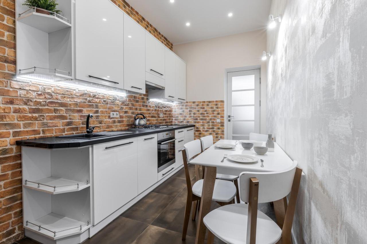 Inshiapartments On Grigorenko'S Square Lviv Dış mekan fotoğraf