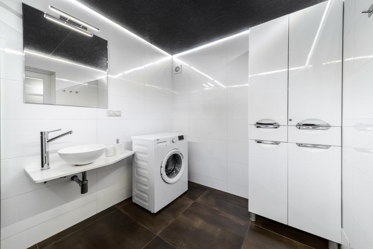 Inshiapartments On Grigorenko'S Square Lviv Dış mekan fotoğraf